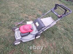 Honda Harmony HRM215 Self-propelled Mower WithBagger/ Extra Blades/ Manual Great