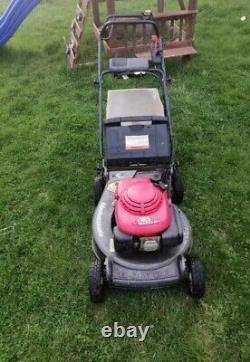 Honda Masters HR215 Commercial Grade Hydrostatic Self-propelled Mower With Bagger