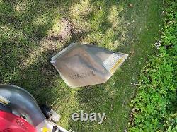 Honda self-propelled lawn mower-Harmony II HRR-216, Quadra Cut System. 5.5 HP