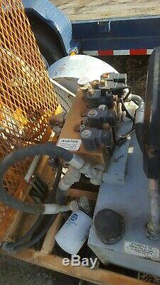 Hydraulic Drop Hammer Breaker Self Propelled Will Do 12 Of Concrete On Trailer