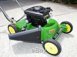 John Deere 21 1987 (NOS) Brand New Lawn Mower push mower not self propelled