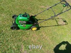 John deer Self Propelled push mower JS20