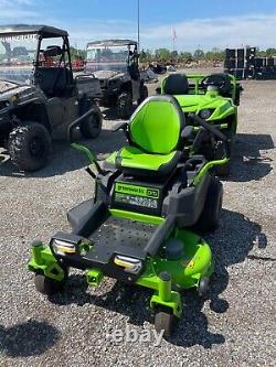 NEW 82V 42 CrossoverZ Ride-On Zero Turn Mower (CRZ428)