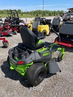 NEW 82V 42 CrossoverZ Ride-On Zero Turn Mower (CRZ428)