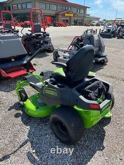 NEW 82V 42 CrossoverZ Ride-On Zero Turn Mower (CRZ428)