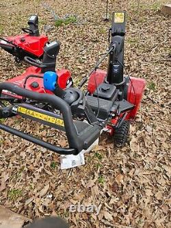 Power Clear 721 QZE 21 in. 212 cc Single-Stage Self Propelled Gas Snow Blower #4