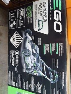 Self propelled gas lawn mower new