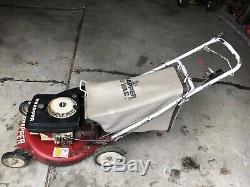 Snapper HI VAC 21 Inch ReadyStart Self Propelled Walk-Behind Bag Lawn Mower
