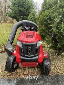 Troy-Bilt Gas Riding Lawn Tractor 42 inch