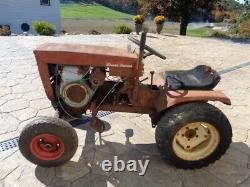 Vintage 1965 Wheel Horse 605 garden tractor