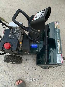 Machine À Trier 5,5 HP 22 Large Snowthrower/autopropulsed-used Once