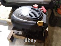 Moteur à arbre vertical Briggs And Stratton Quantum 6,0 HP avec arbre autopropulsé