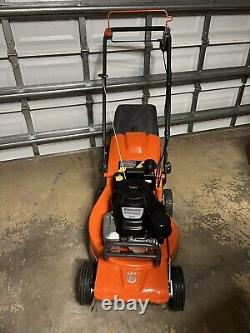 NOUVELLE tondeuse à gazon à essence Husqvarna W520 20 avec moteur Kawasaki #970621601 (STOCK OUVERT)