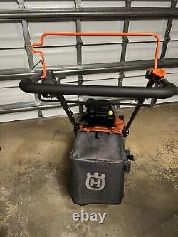 NOUVELLE tondeuse à gazon à essence Husqvarna W520 20 avec moteur Kawasaki #970621601 (STOCK OUVERT)