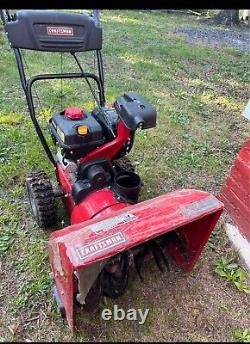 Souffleur à neige à gaz à deux étages autoporté CRAFTSMAN Select 24 po 243 cc