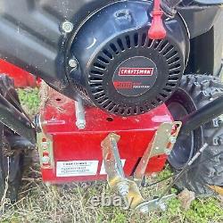 Souffleur à neige à gaz à deux étages autoporté CRAFTSMAN Select 24 po 243 cc