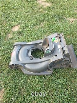 Tondeuse à gazon autoportée Honda HRX2173VKA 21 avec plateau en plastique