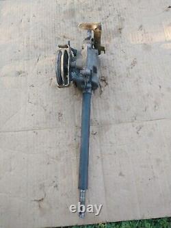 Tondeuse à gazon autoportée John Deere 14SB avec transmission Tuff Torq à 5 vitesses